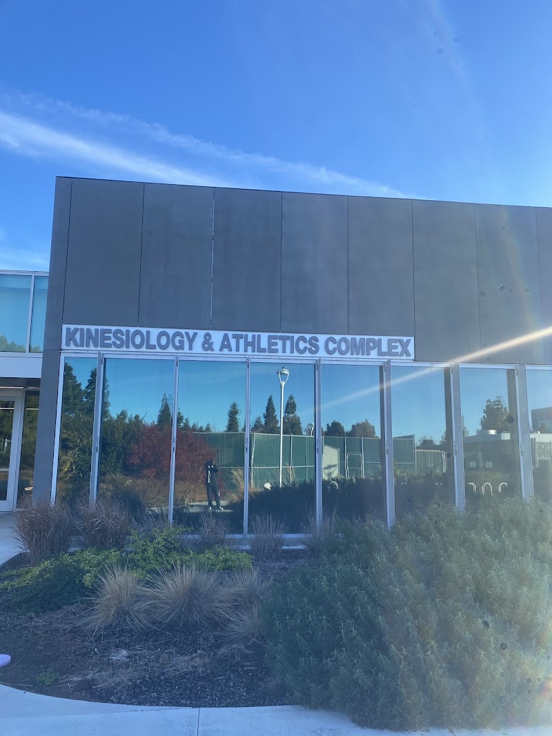 Photo of Los Medanos College Gymnasium