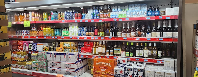 Sunflower Discount Grocery Liquidation Outlet photo 4