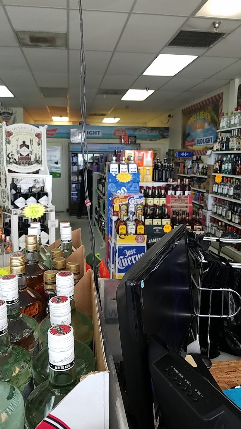Apollo Beach Liquors photo 3