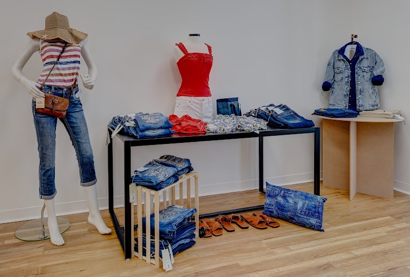 Chic Speak Boutique photo 3