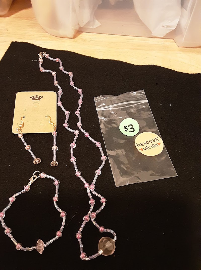 Elizabethhandmadejewelry photo 4
