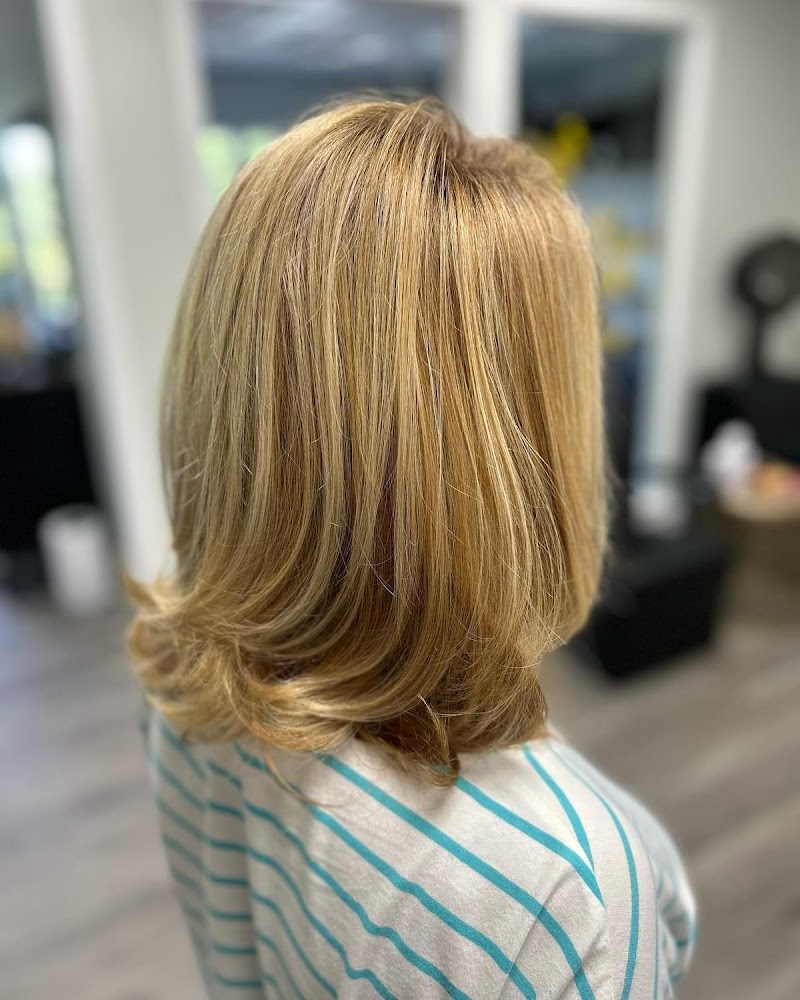 Salon Hive photo 5