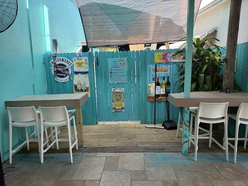 Neighborhood BarK and Boutique photo 2