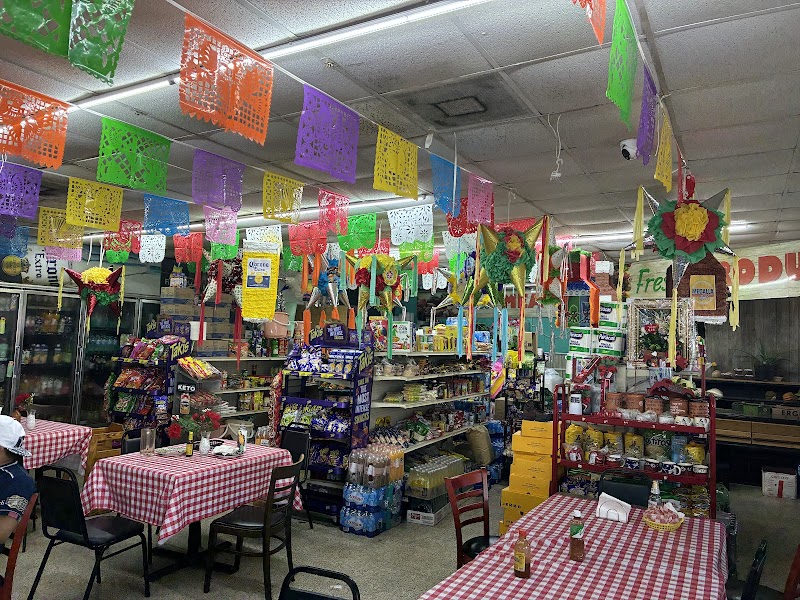 Tienda y Restaurant Tierra Caliente photo 3
