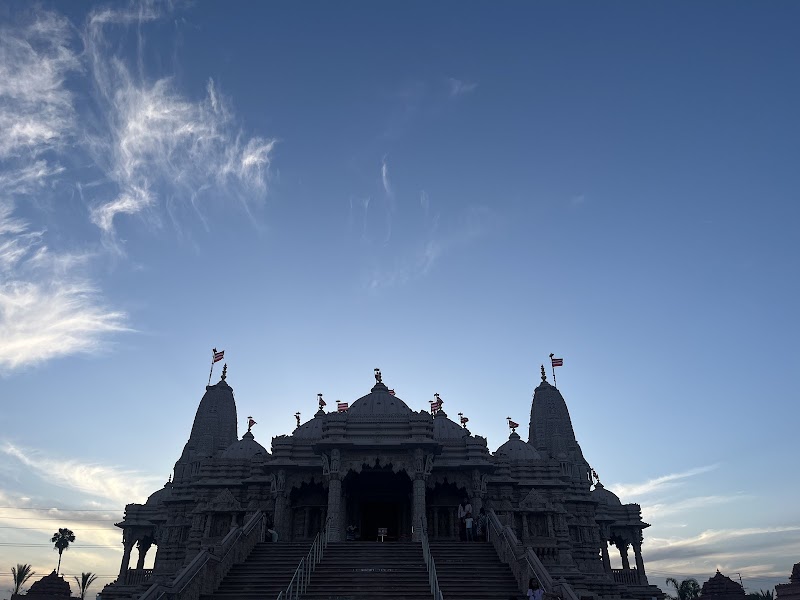 BAPS Shri Swaminarayan Mandir San Diego photo 3