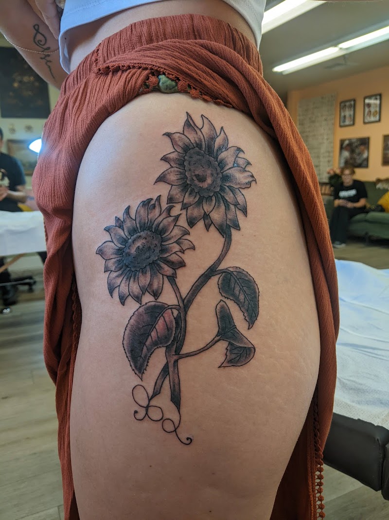 Rosa Grande Tattoo photo 3