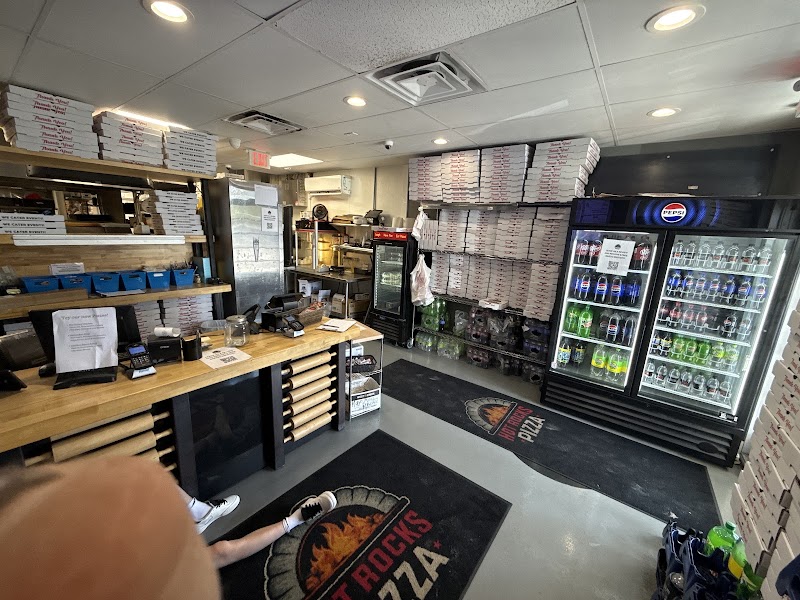 Hot Rocks Pizza (Town n Country) photo 5