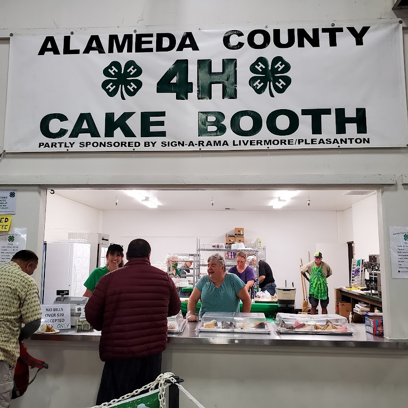 Alameda County 4H Cake Booth photo 2
