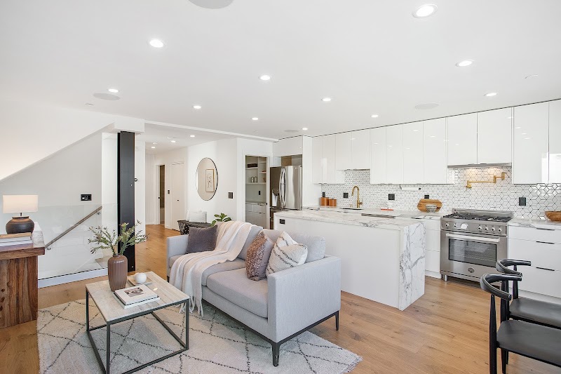 Isabelle Grotte Real Estate Group photo 4