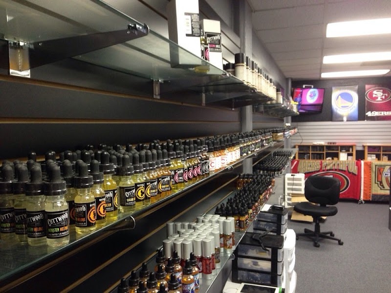 Millbrae Vape photo 3
