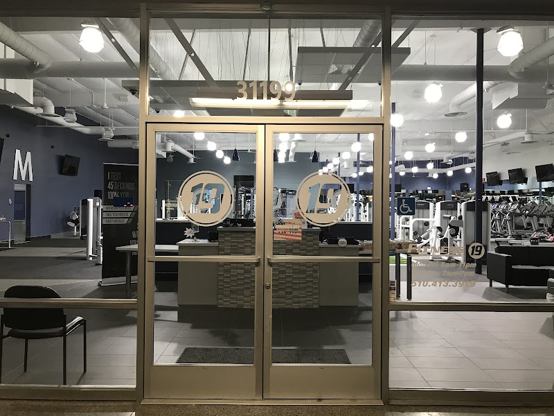 Fitness 19 photo 5