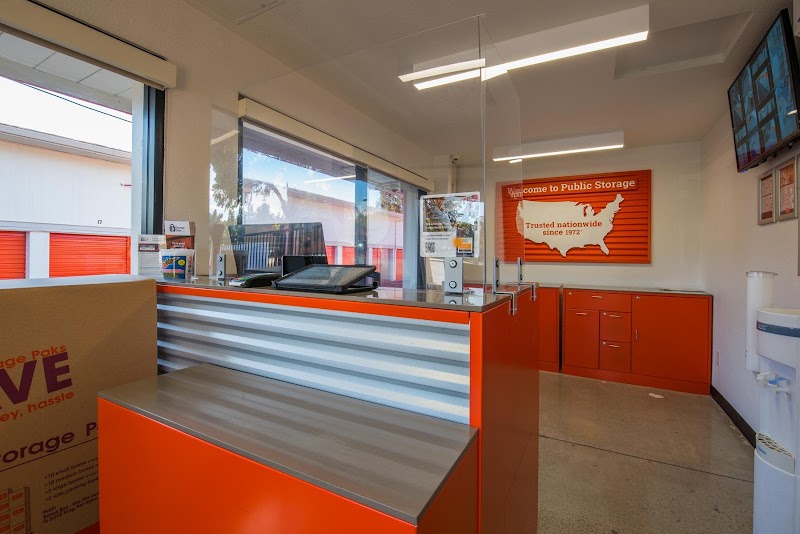 Public Storage photo 3
