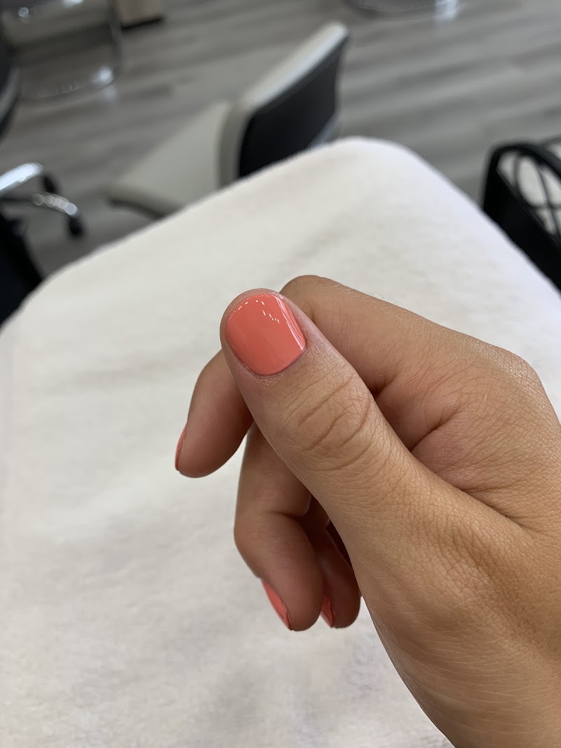 Refresh Nail Care photo 4