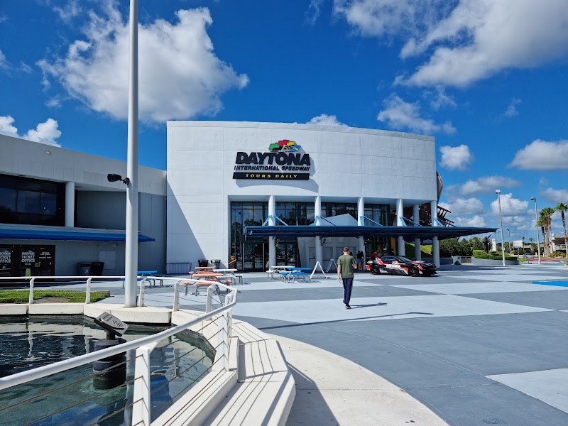 Daytona International Speedway photo 4