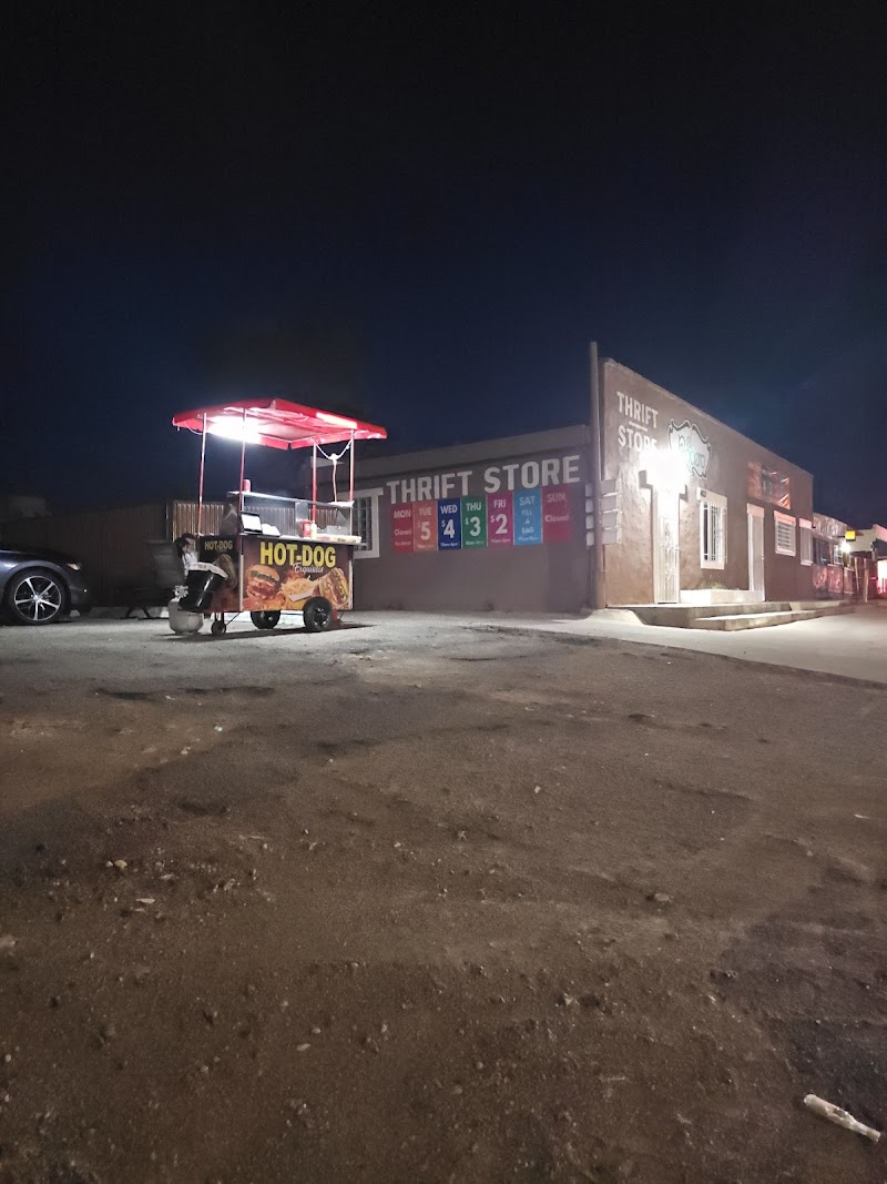 E and V Sonoran Hot Dogs photo 2