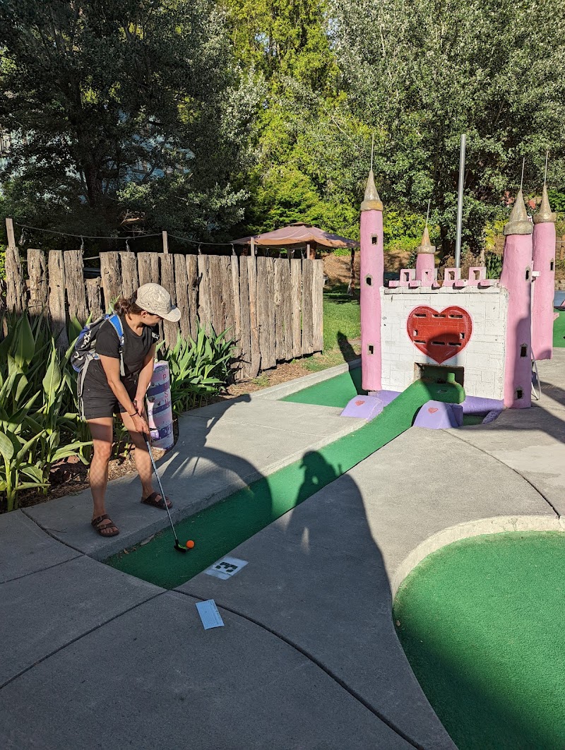 Pee Wee Golf & Arcade photo 2