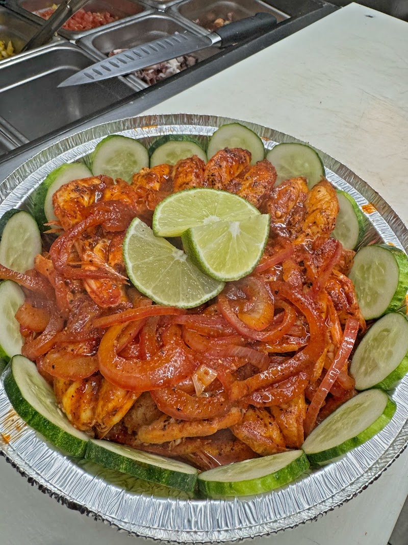 El Camarón Crudo photo 4