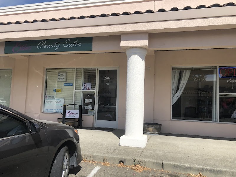 Estilos Beauty Salon photo 2