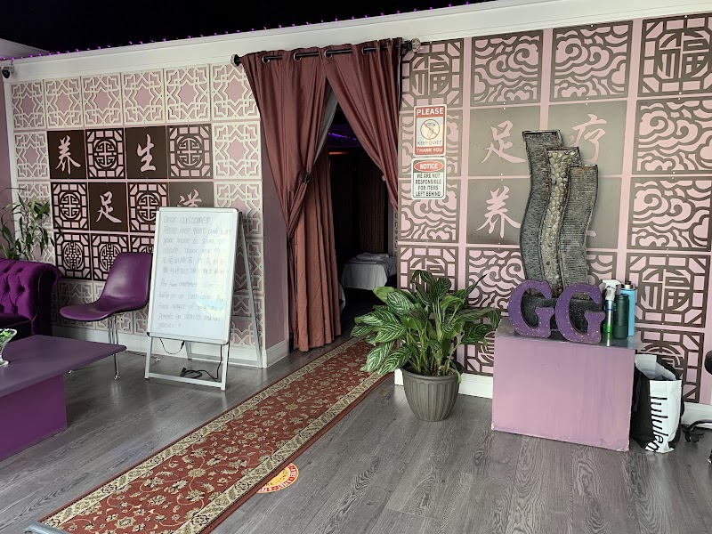 gg 777 foot massage photo 2