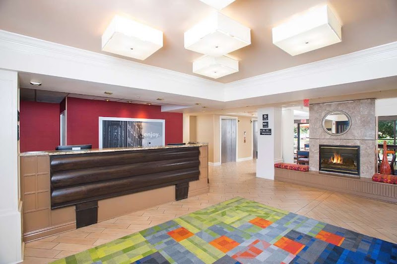 Hampton Inn & Suites Annapolis photo 5