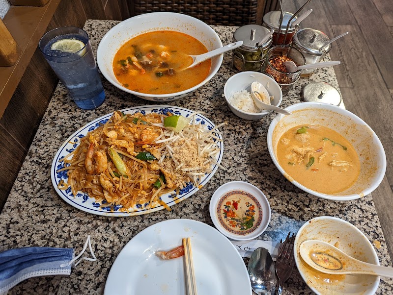Sanamluang Cafe Hollywood photo 2