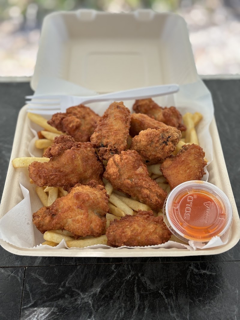 Caro's Kitchen Food Park photo 3