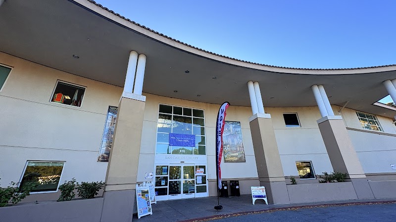 San Carlos Library photo 3