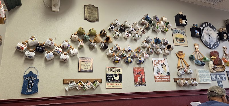 Odd Cuples Cafe photo 5