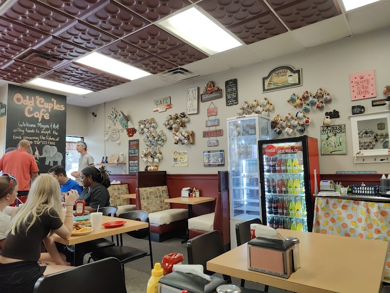Odd Cuples Cafe photo 3