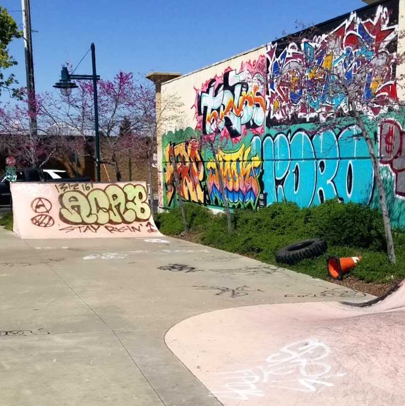 Joseph Emery Skate Spot photo 4