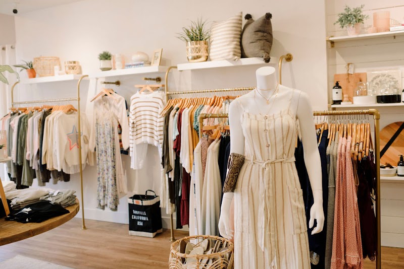 Flaunt Boutique photo 2