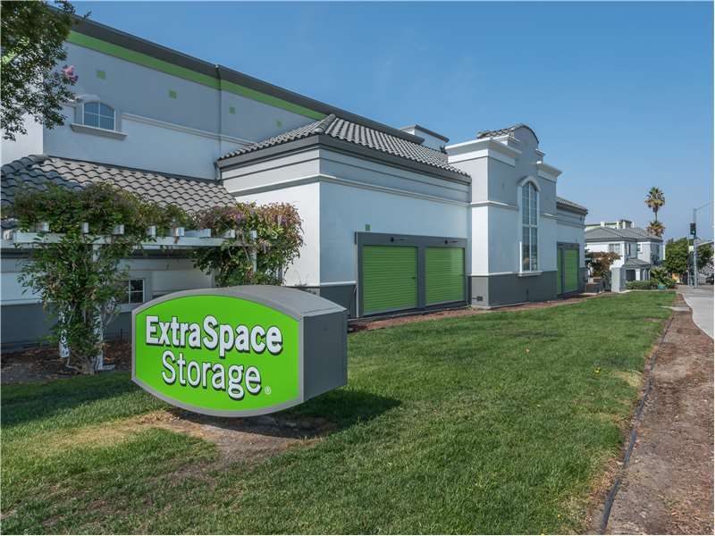 Extra Space Storage photo 2