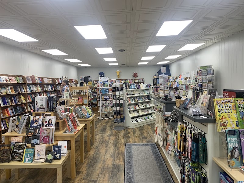 The Bookstore of Glen Ellyn photo 5