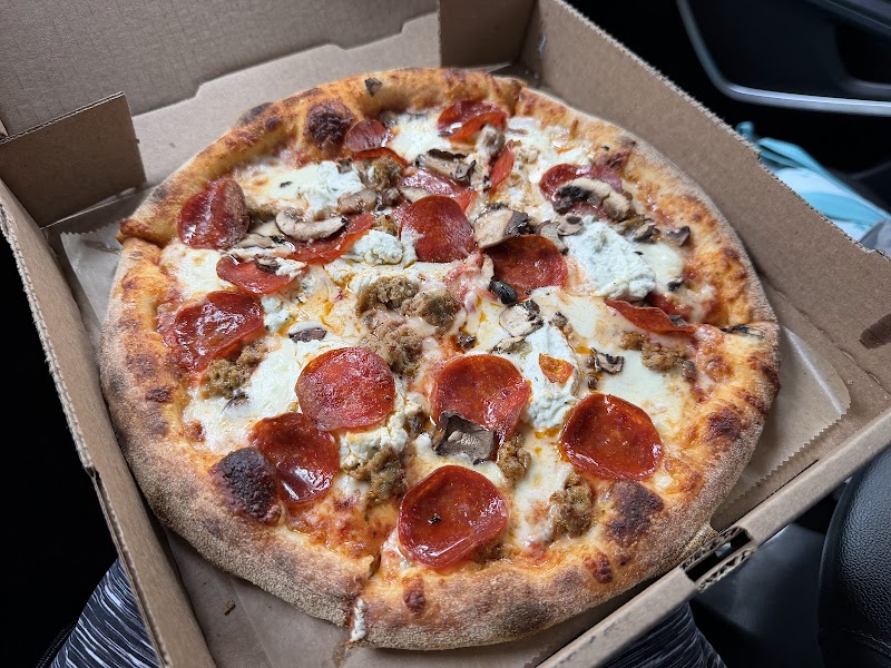 Flippers Pizza Co. - South Tampa photo 5