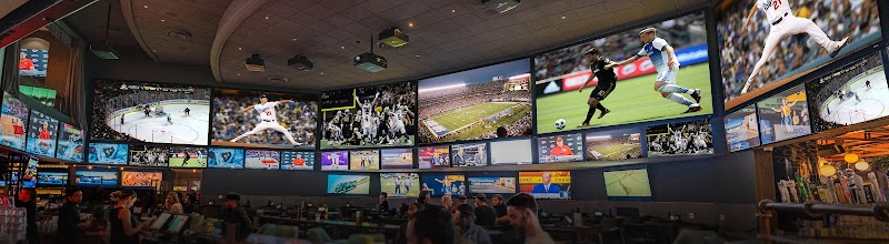 Tom's Watch Bar - Los Angeles photo 3