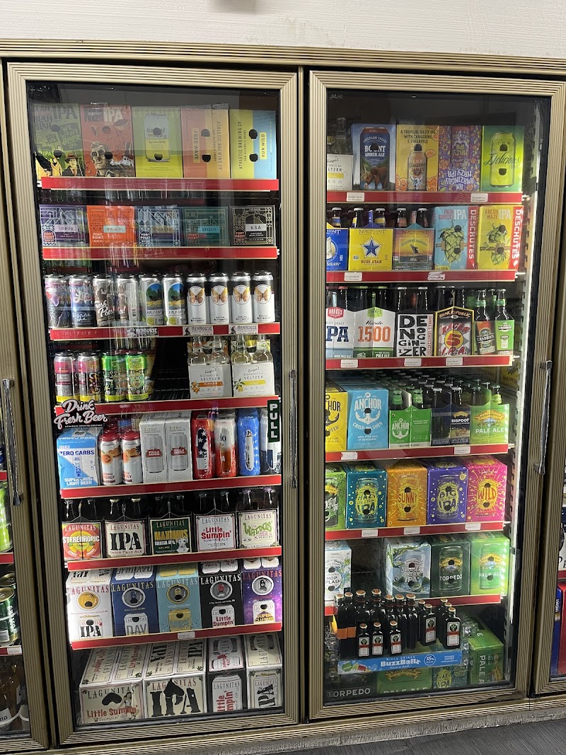 G liquor & Wine photo 2