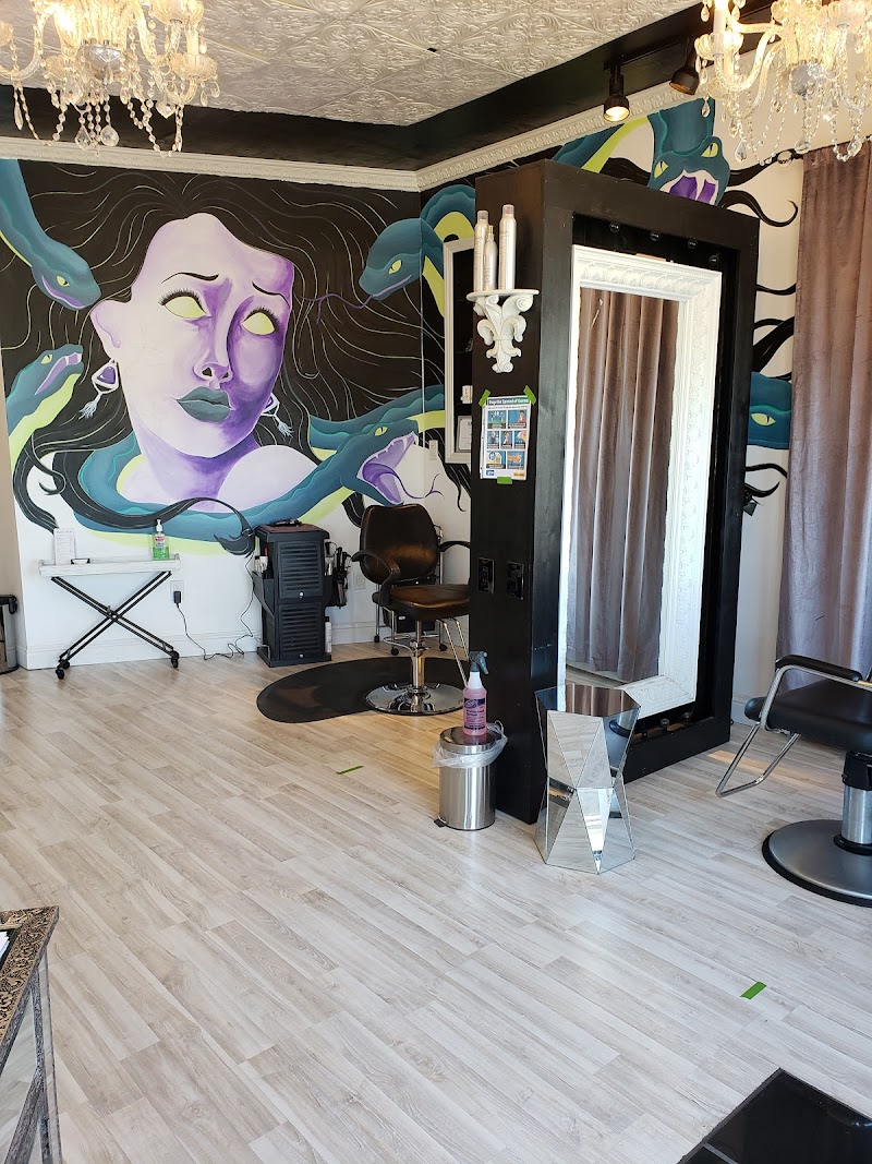 Medusa Salon Vallejo photo 2