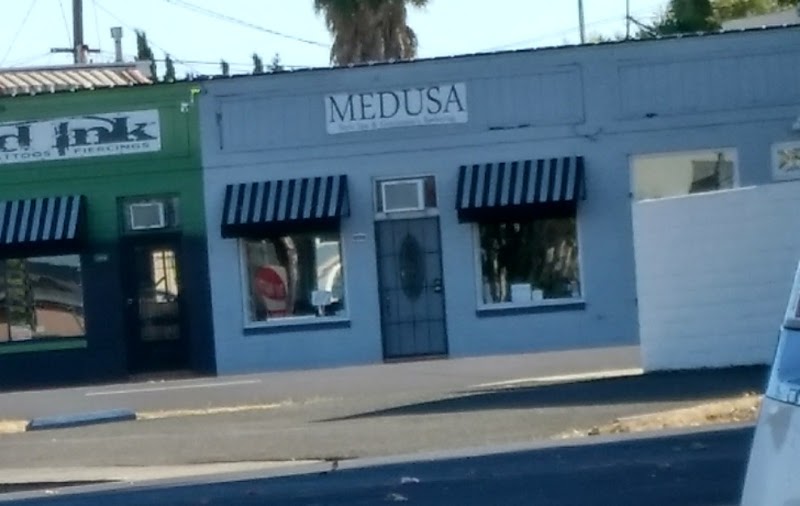 Medusa Salon Vallejo photo 4