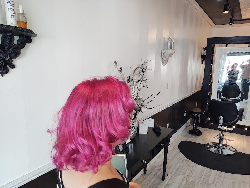 Medusa Salon Vallejo photo 3