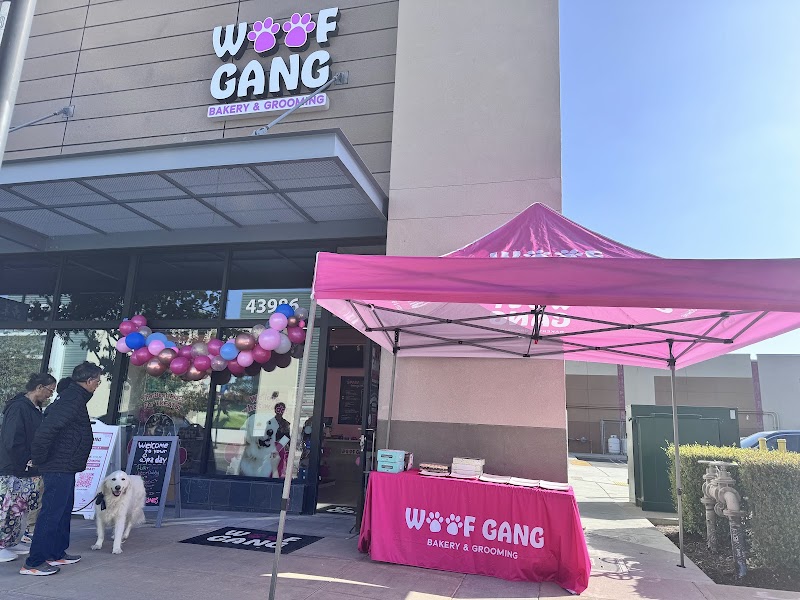 Woof Gang Bakery & Grooming Pacific Commons