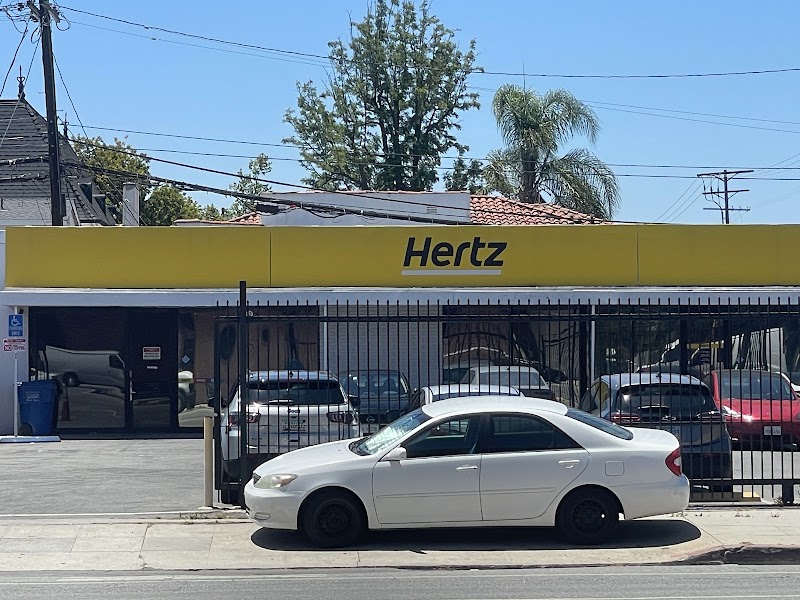 Hertz Car Rental - Los Angeles - Beverlyla Brea Hle photo 4