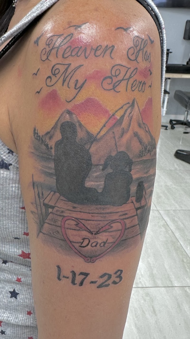 Enrique Hernandez tattoo photo 3