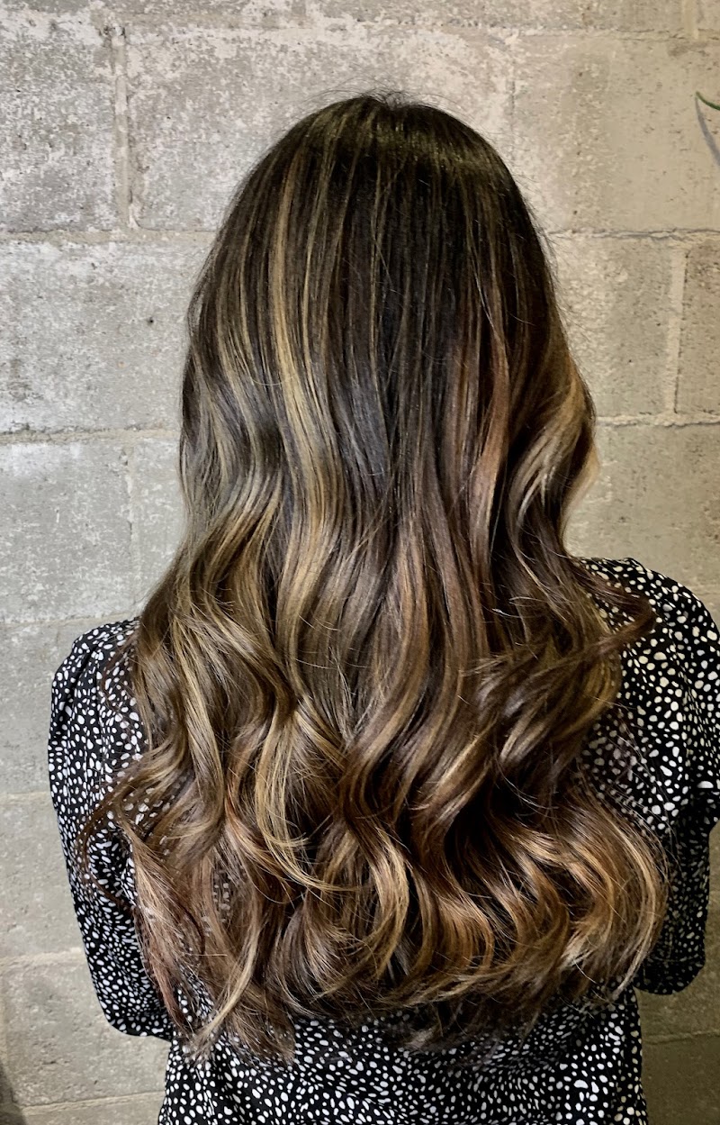 Photo of kari.M at Wavelength Salon