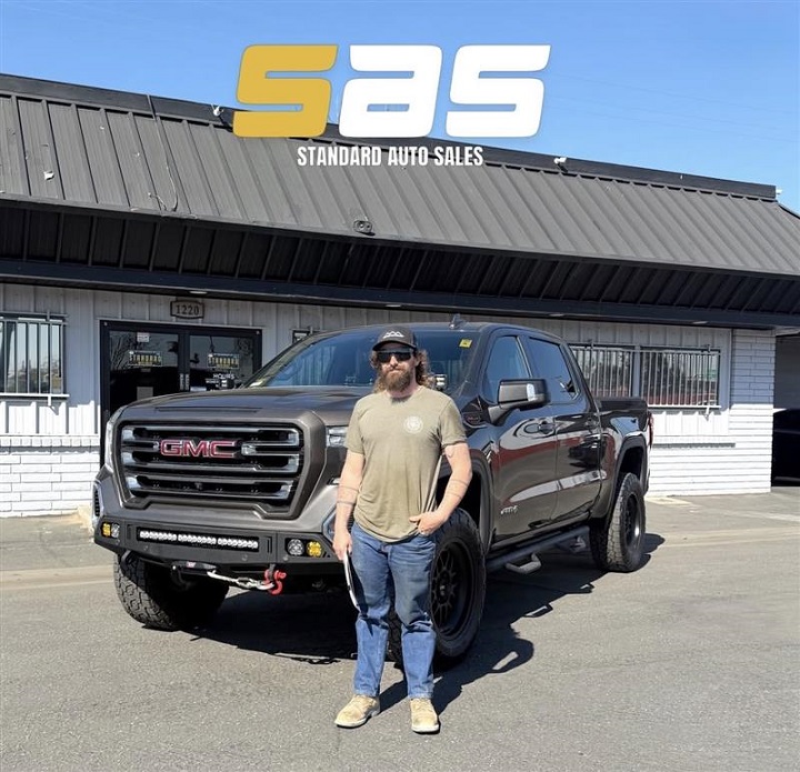 Standard Auto Sales photo 2