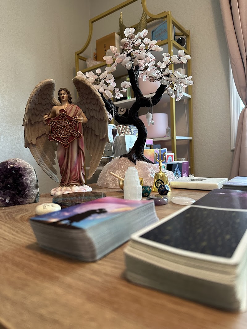 Luna’s Tarot & Astrology photo 4