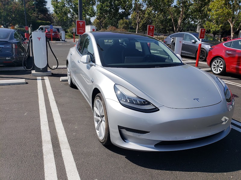 Tesla Supercharger photo 4