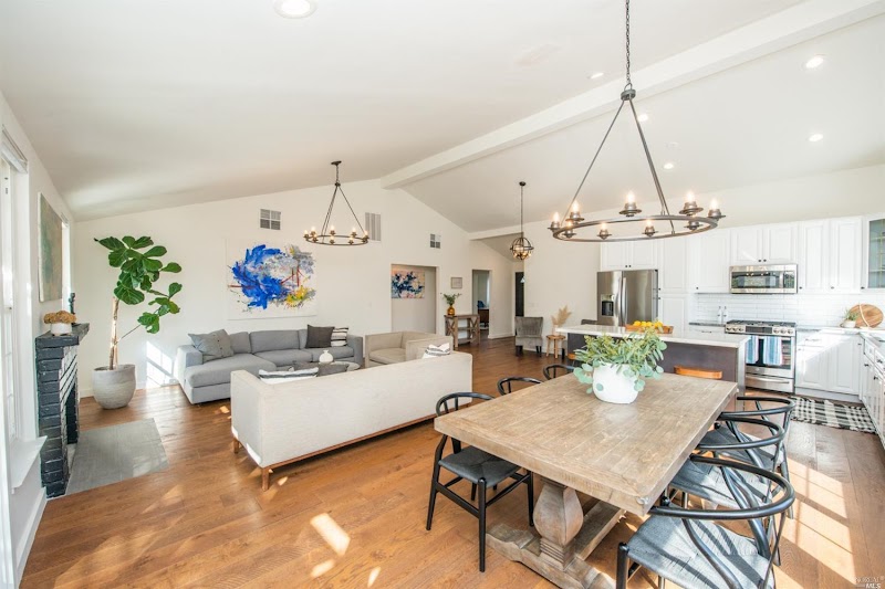 Total Homes and Loans photo 3