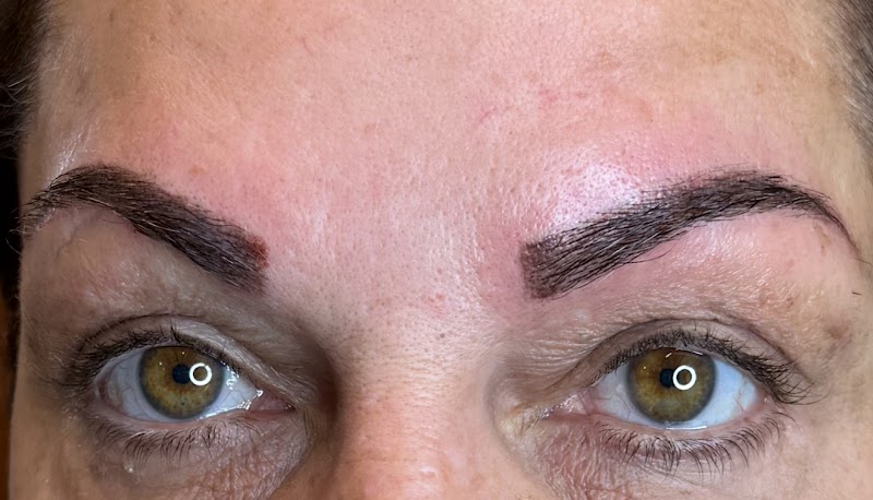EyebrowThreading, Wax & Facial By Manisha @ sola salon photo 3