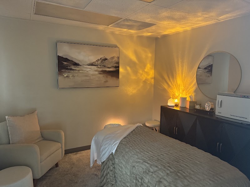 Melt Deep Tissue Massage photo 3