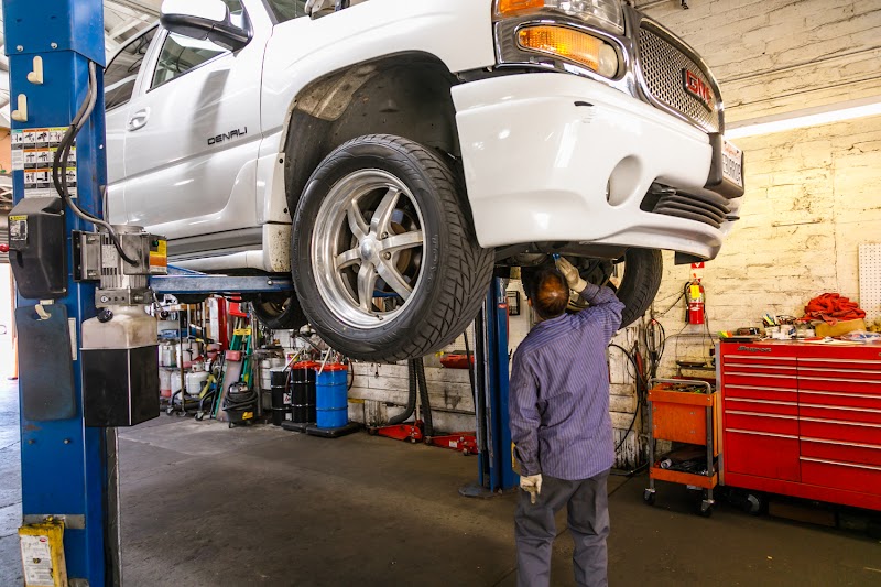 Dana Meyer Auto Care photo 4
